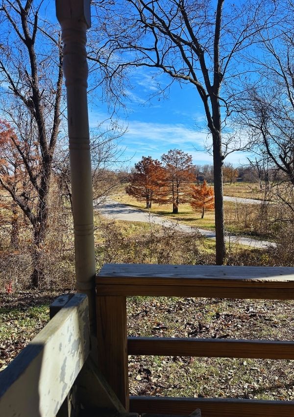 indian cave school house