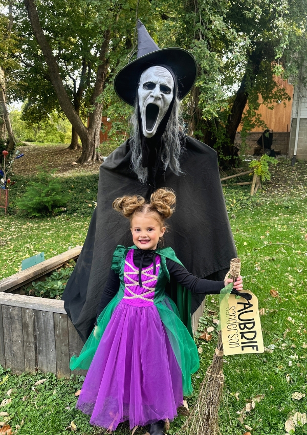 witch costume